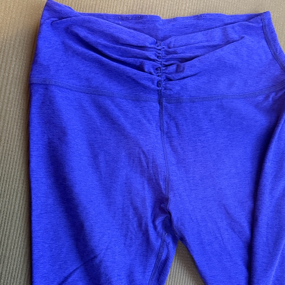 Beyond Yoga Spacedye Centered Midi Leggings XL Blue - Picture 8 of 11